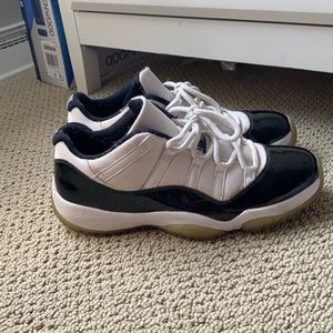 Jordan 11 Concords Lows